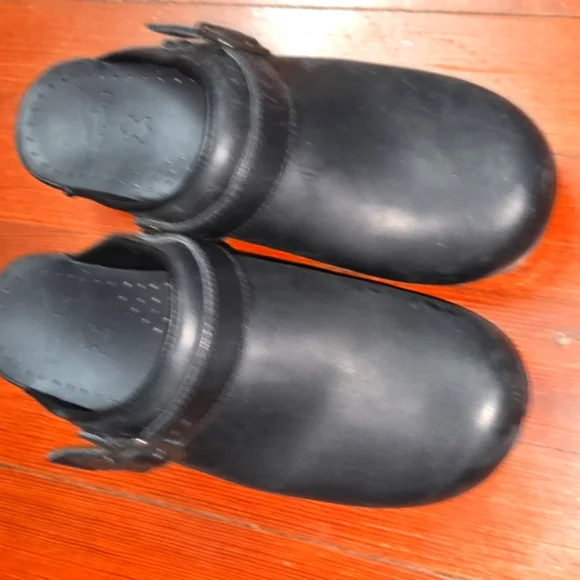 BUNDLE Clarks Black Mules with Buckle  And DANSKOL Clogs - Picture 4 of 6